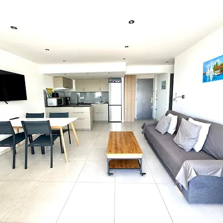 T3 Panorama Face 180 Degres Parking Inclus Climatisation 아파트 라시오타